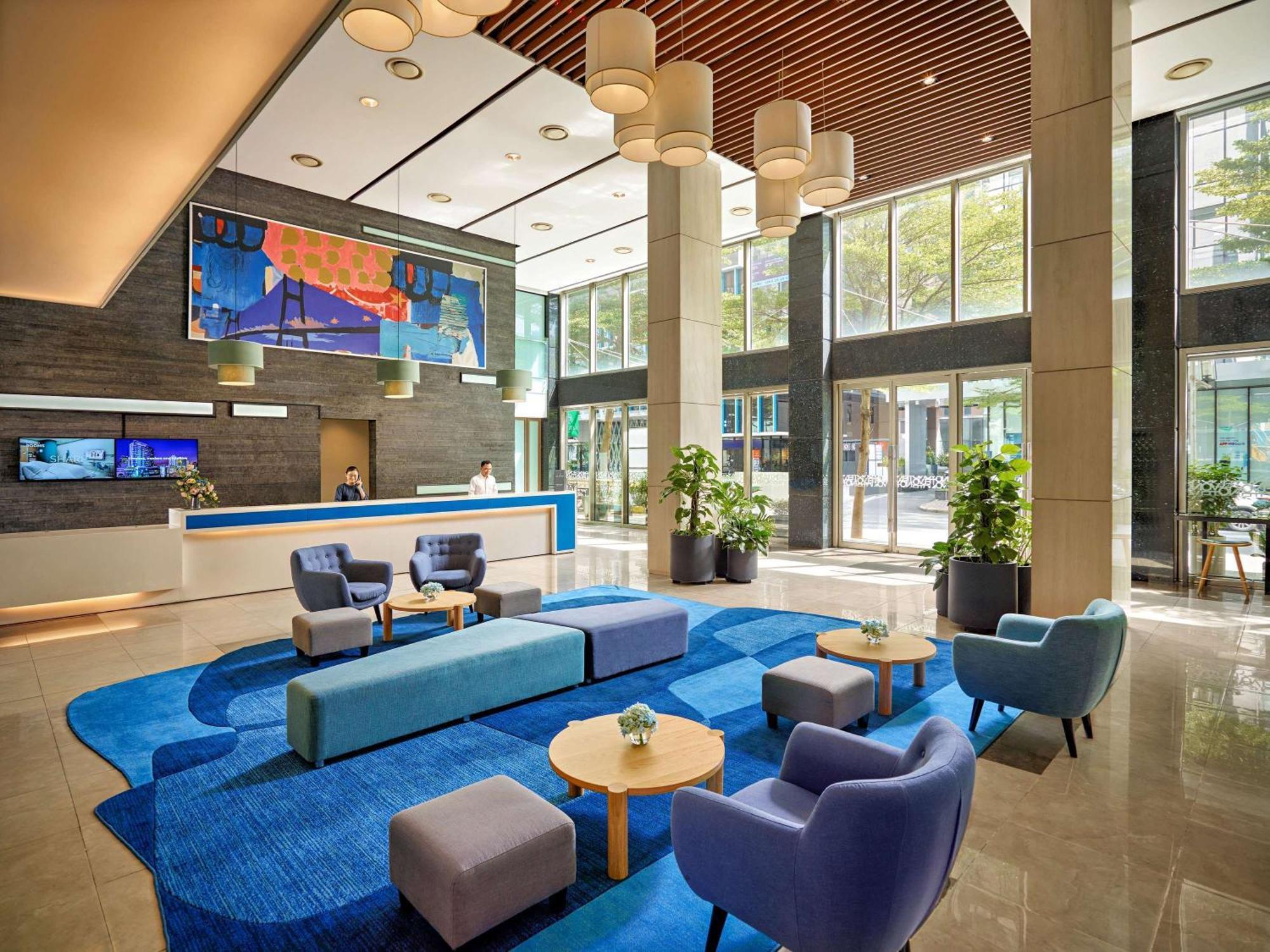 Novotel Living Saigon South Хошимин Экстерьер фото